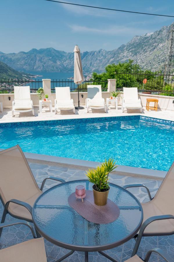 Boka Bay 2 Apartment Kotor Exterior photo